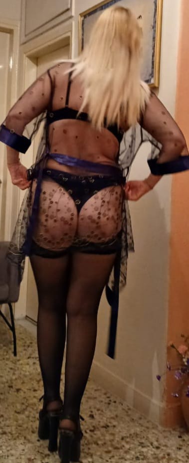 Σε καύλωσα; έλα στο χώρο μου στη Θεσσαλονίκη