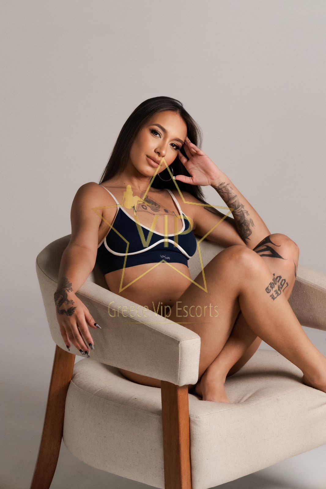 ESCORT-ATHENS-LUA-TEEN-MODEL-3