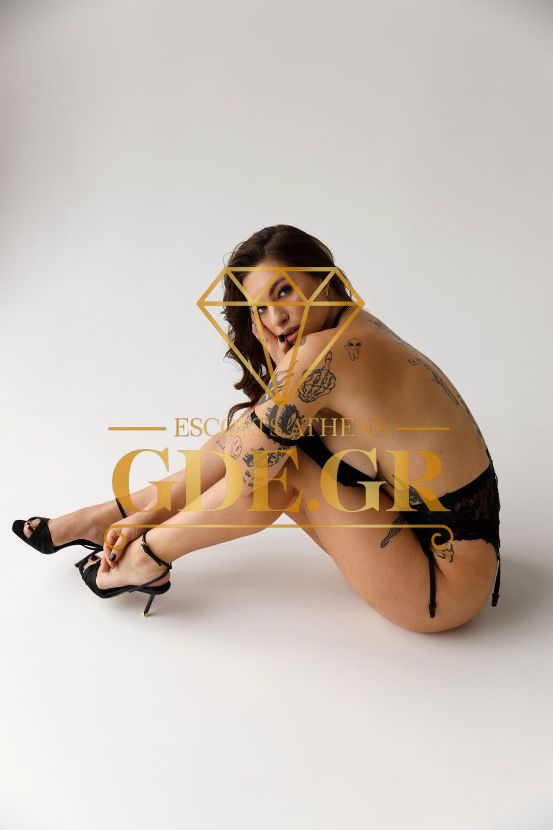 SENSUAL-EROTIC-TATTED-BRUNETTE-ESCORT-IN-ATHENS-EVA-5
