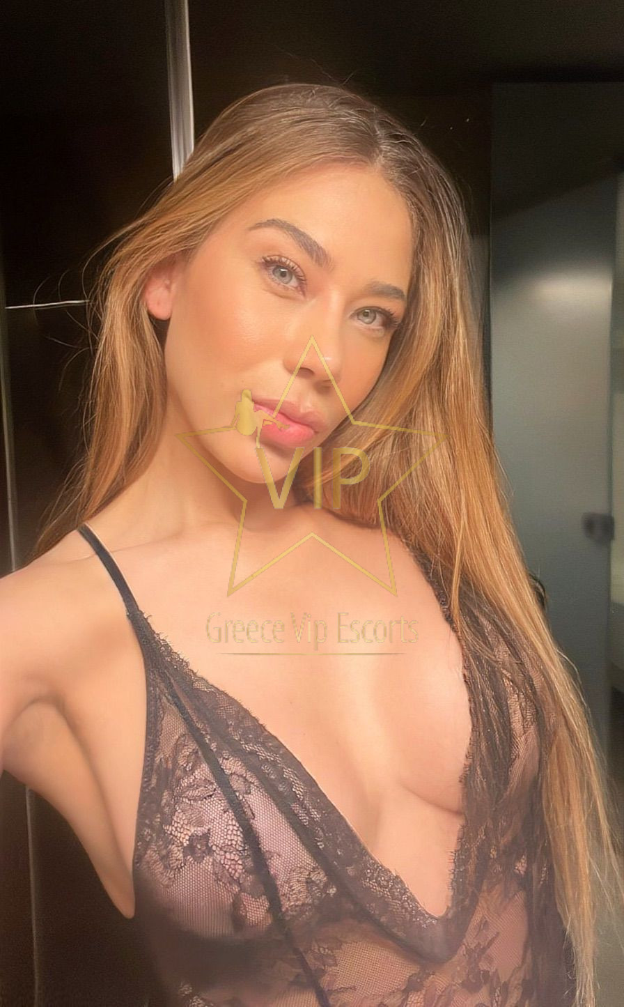 ESCORT-ATHENS-YUKI-SEXY-BLOND-GIRL-1