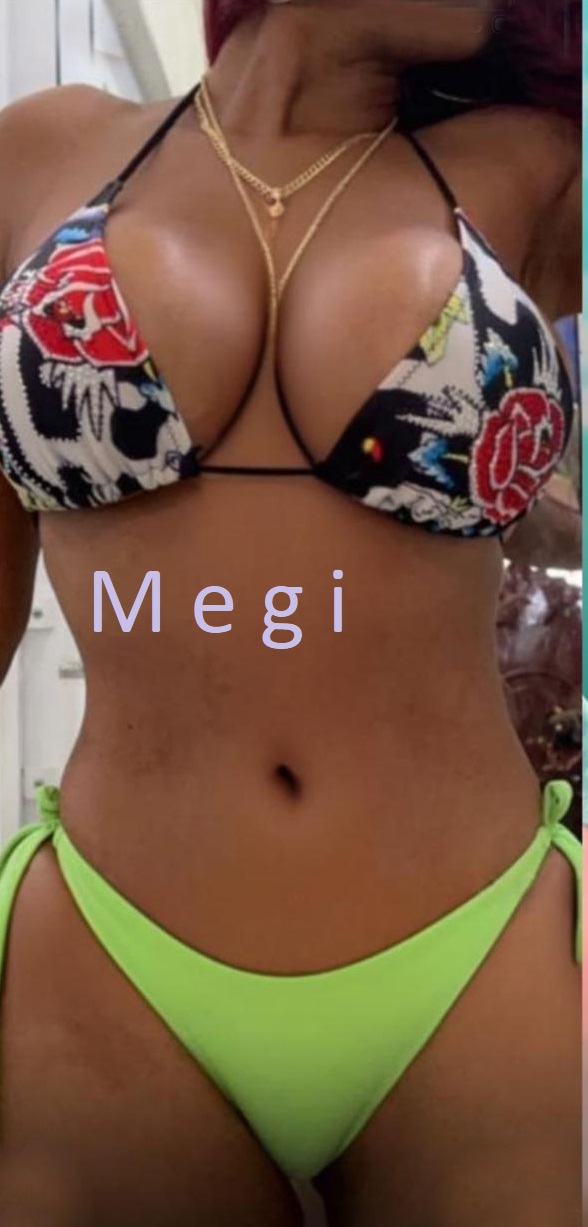 Megi 29 ετών από τη Βραζιλία