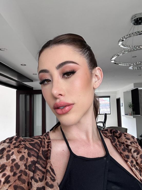 SENSUAL EROTIC MODEL ESCORT IN ATHENS PAMELA (2)