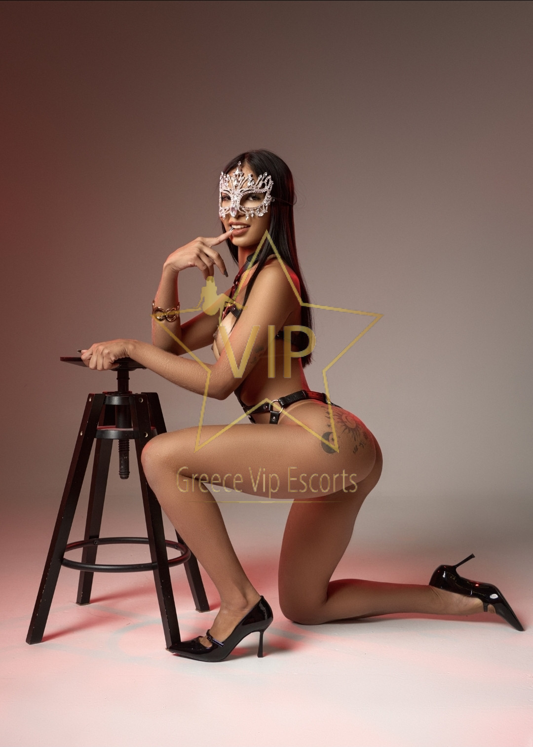 ESCORT-ATHENS-LUANE-SEXY-NATURAL-GIRL-LATIN-